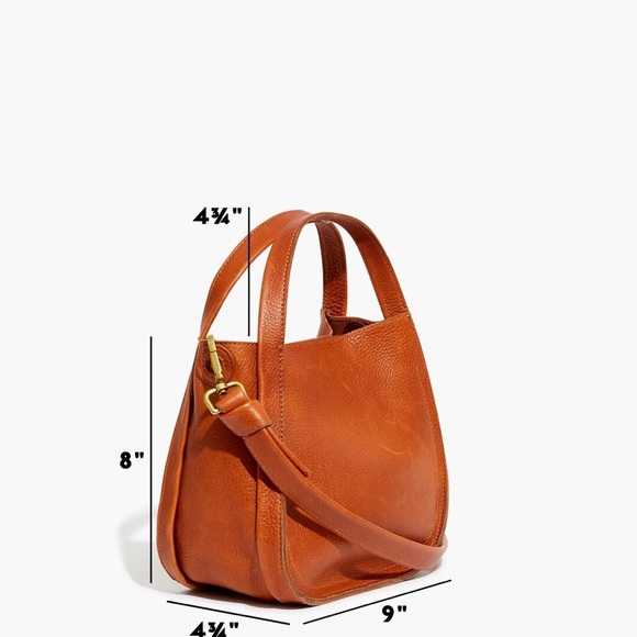 Madewell Handbags - Madewell The Sydney Crossbody Bag caramel leather magnetic closure shoulder bag